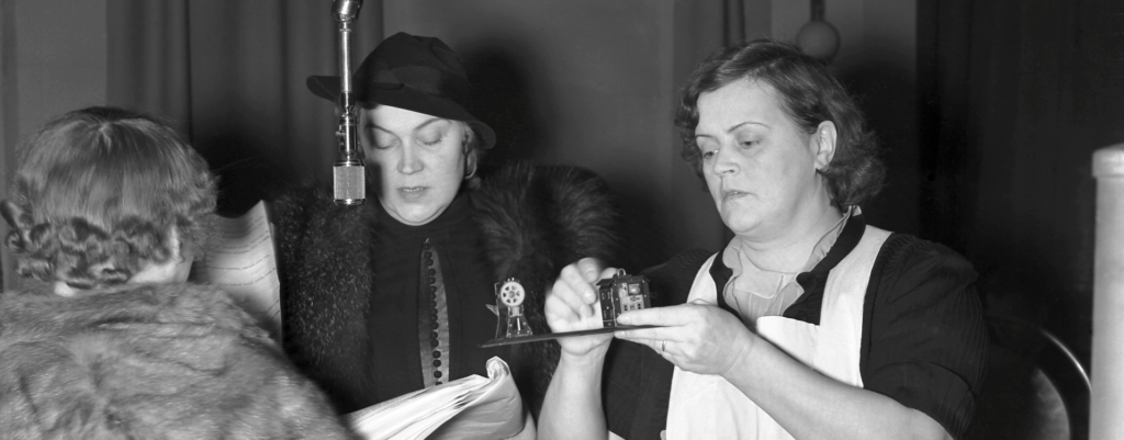 Actresses_Elsa_Rantalainen_and_Eine_Laine_recording_a_radio_play_in_a_studio,_1930's